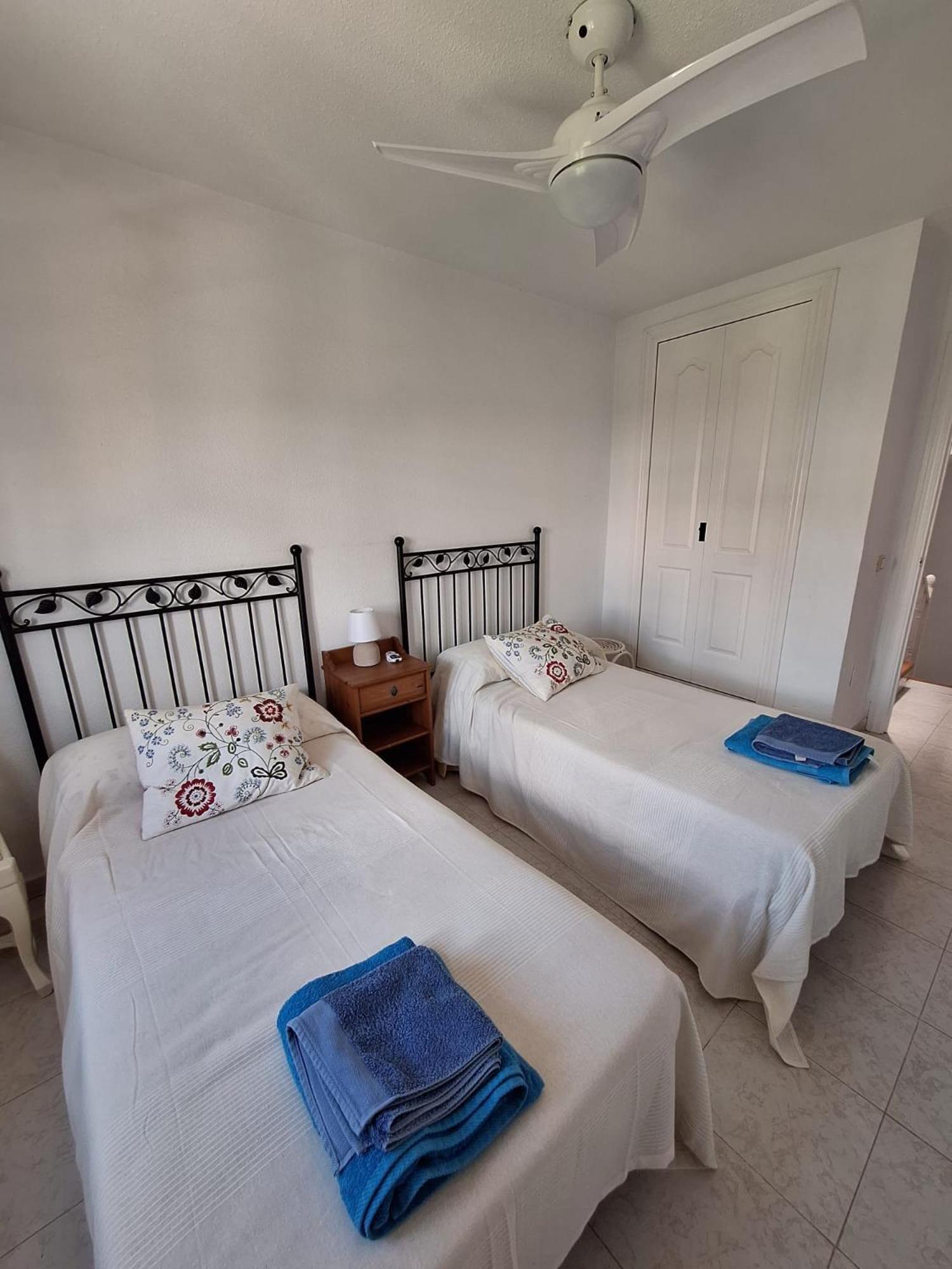 Casa Adosada Marina Playa Y Golf San Luis de Sabinillas Dış mekan fotoğraf